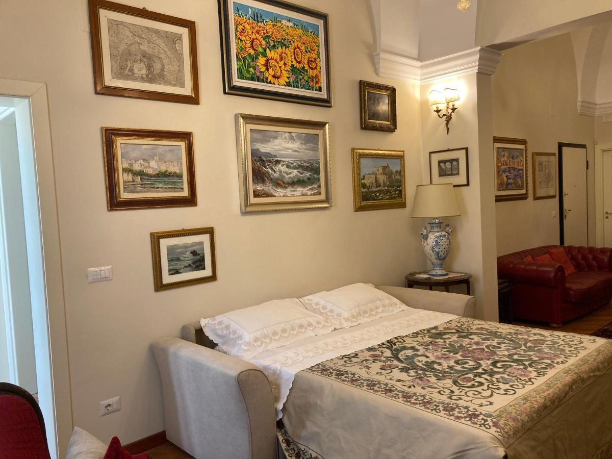 B&B Ai Due Santi Lecce Luaran gambar